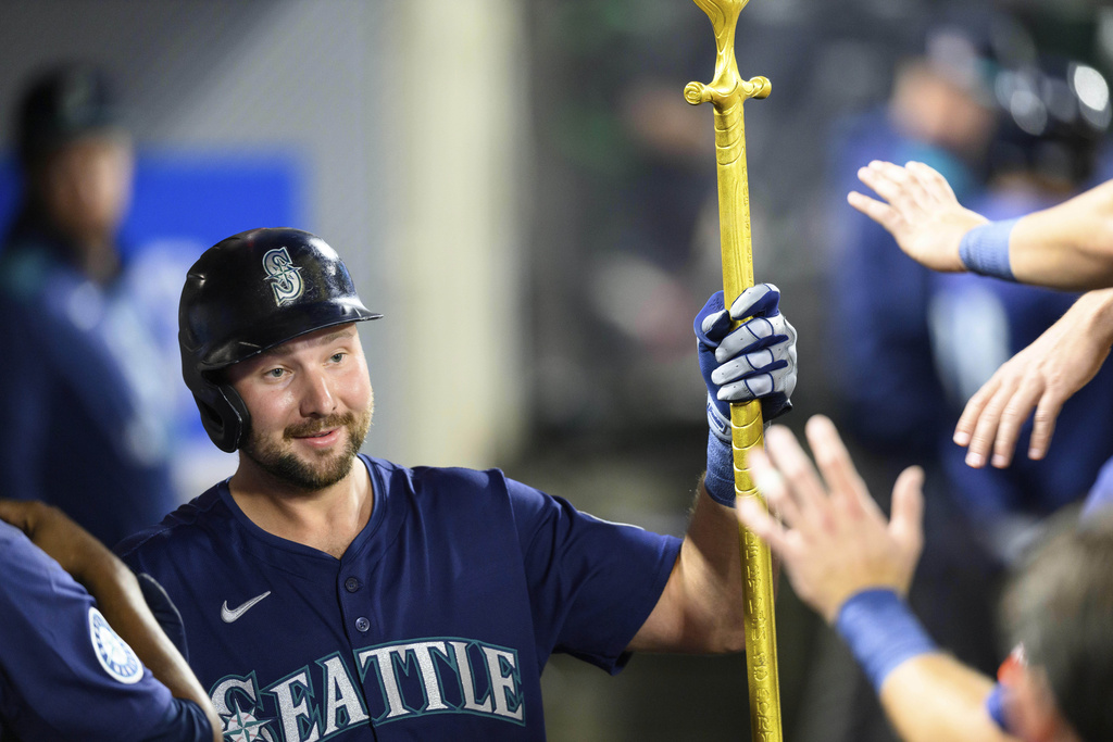 MLB(影)/本季第一位40轟重砲出爐!水手勞雷率先達陣史上捕手第7人