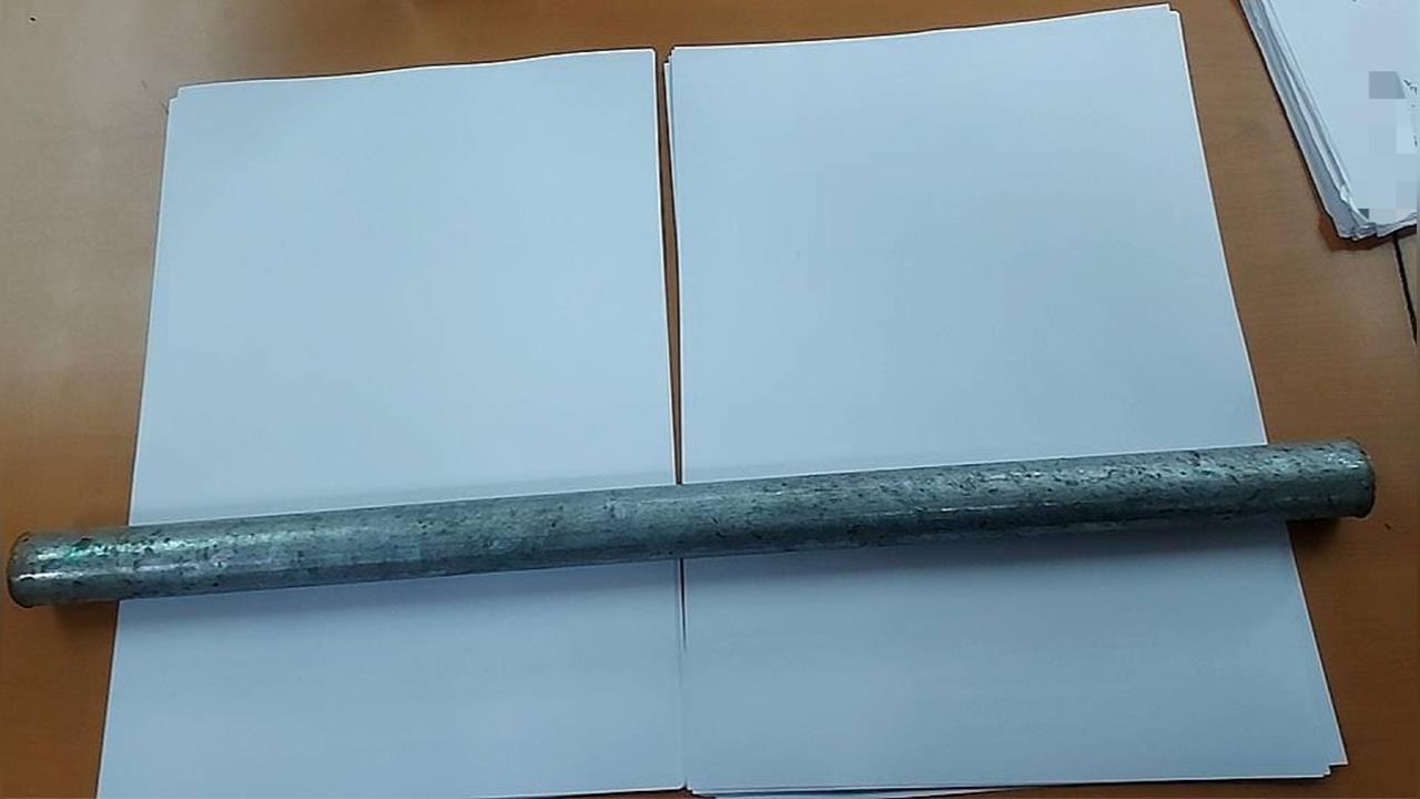 最新 / 三重無差別攻擊!毒蟲持鐵棍打傷夫妻「15分鐘就逮」