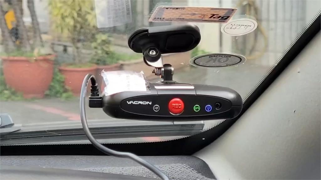 追稅神器是這台！宜蘭分署出動車牌辨識一年擬追150輛逃稅車