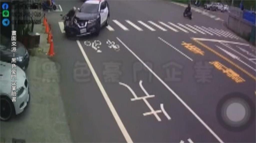 高雄巡邏警車取締違停大迴轉　直行騎士閃避不及直撞幸輕傷