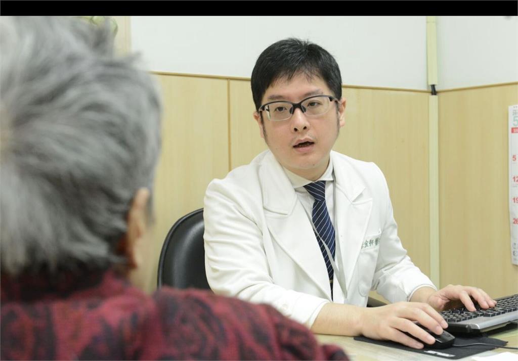 逾60歲台灣人「半數難逃退化性關節炎」   四種運動救膝蓋