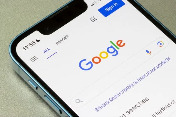 「10年後　可能連iPhone都不需要了！」蘋果Safari將導入AI搜尋：Google霸主地位不保了？