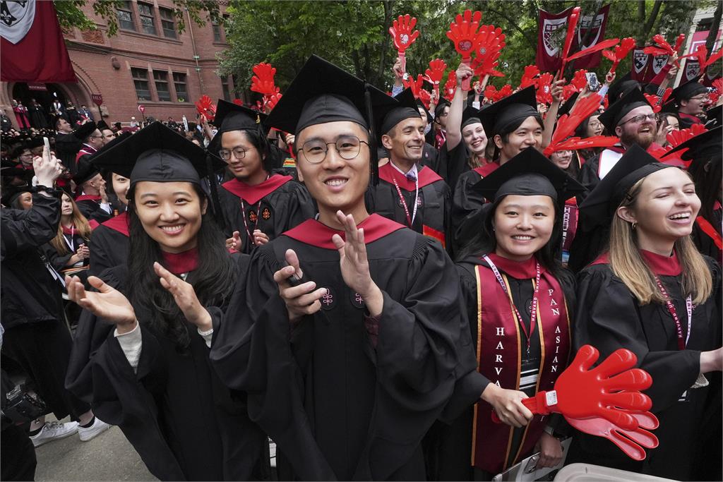 快新聞／法院延長臨時命令！續擋川普「禁哈佛招國際學生」　法律學者這樣分析