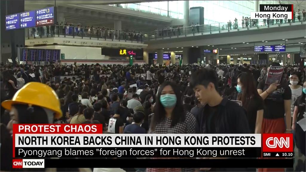 反送中／「警察還眼」續癱瘓香港機場！警方不排除武力清場