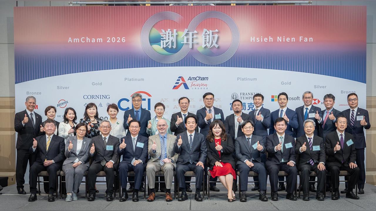 快新聞/陪同賴總統出席台美商會謝年飯 林佳龍:讓台灣成全球可信賴夥伴