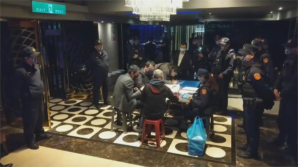 北市警連假擴大防疫臨檢勤務　查獲通緝犯