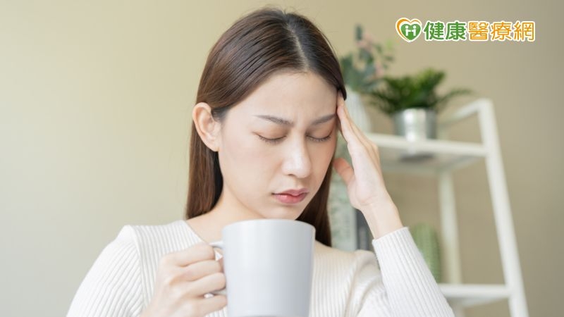 偏頭痛喝咖啡就會好？　中醫狂推這三種茶更有效