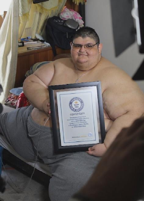 曾胖到595公斤 前世界最重男子戰勝新冠病毒
