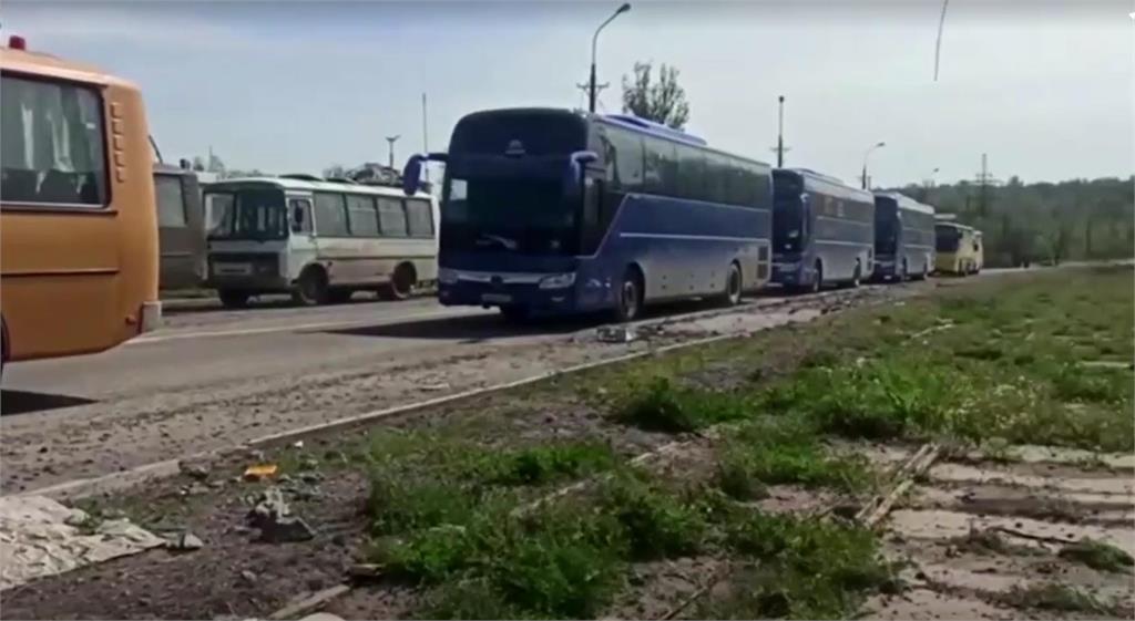 亞速鋼鐵廠又撤出50平民 被車隊送去俄軍營地
