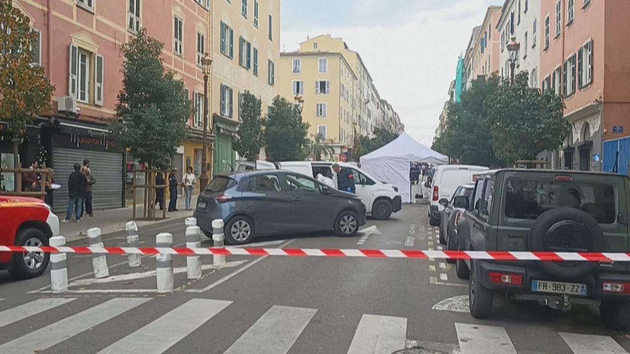 跨年夜前暴力頻傳　法國男子當街揮刀遭擊斃　美破連環炸彈攻擊