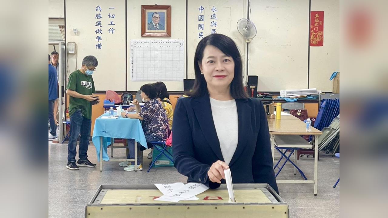 快新聞/又是司法迫害?許宇甄涉偽造連署遭起訴 怒嗆屏檢「政治辦案」