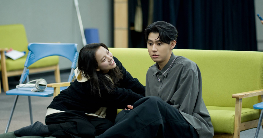 李玉璽變暖男人夫!打掃家裡等許允樂回家 曝上過「婚前輔導課」