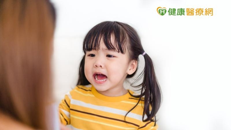 越禁止恐吃越多！3原則讓孩子正確攝取糖份