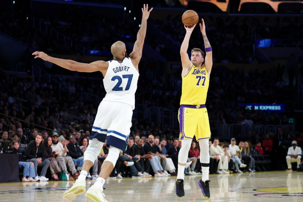 【NBA】唐西奇狂轟49分「準大三元」 湖人輕取灰狼奪下首勝