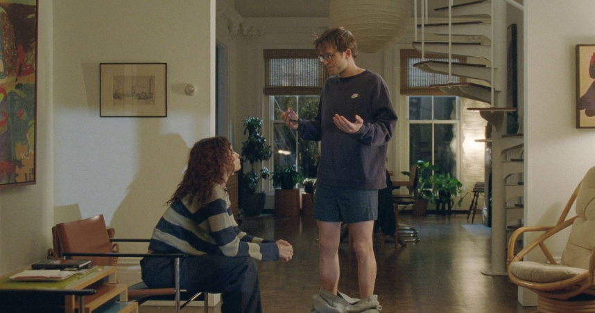 《抓馬戀人》全球票房正式破億   安海瑟薇《魅影巨星》令人震撼感動