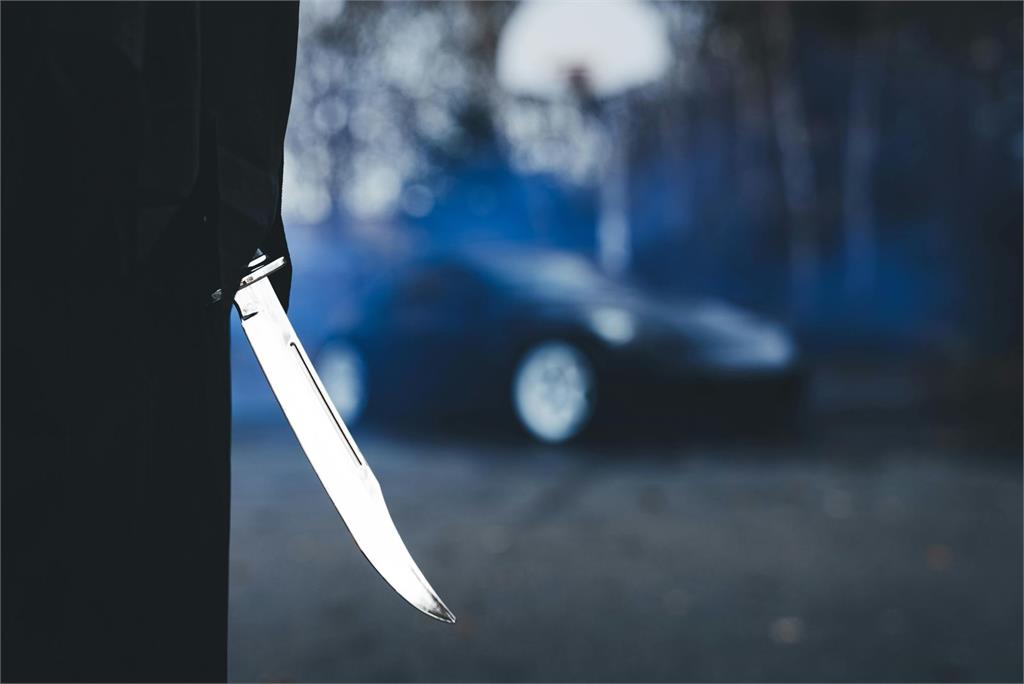 告白被拒砍刺13刀致死被判無期　被告男當庭問「為什麼」