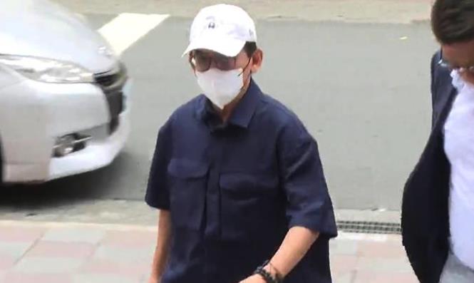快新聞／黃子佼6次開庭都穿「迷信戰袍」藍襯衫　犯罪防治學者分析原因