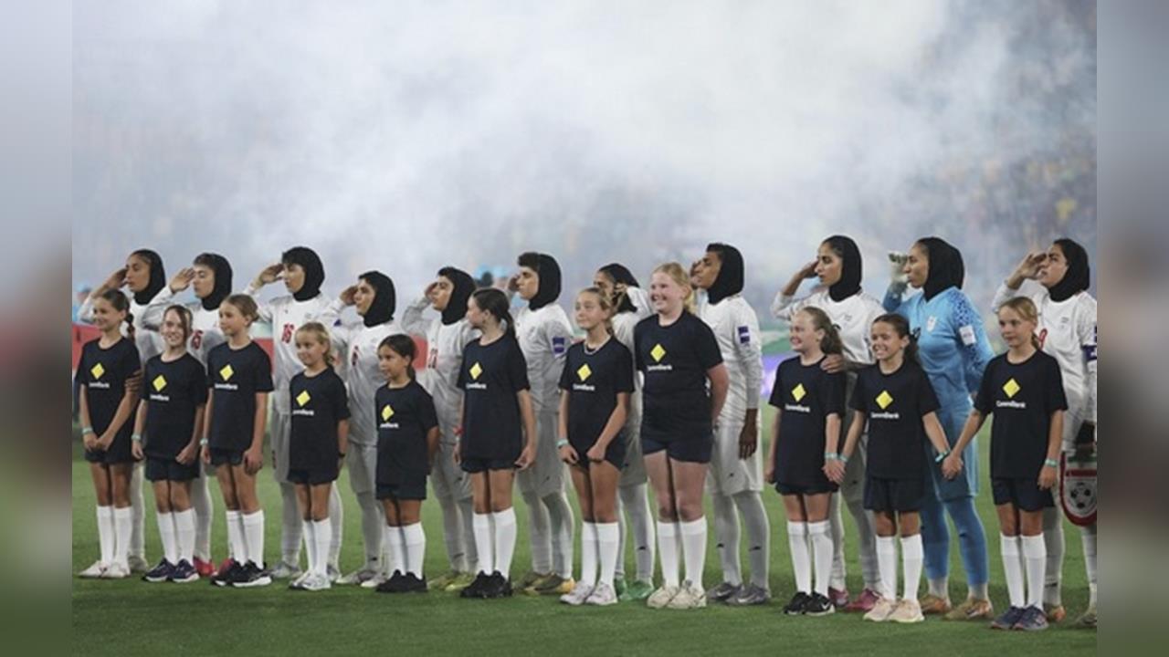 快新聞／伊朗女足拒唱國歌挨批「戰時叛徒」　J.K.羅琳籲澳洲政府提供政治庇護