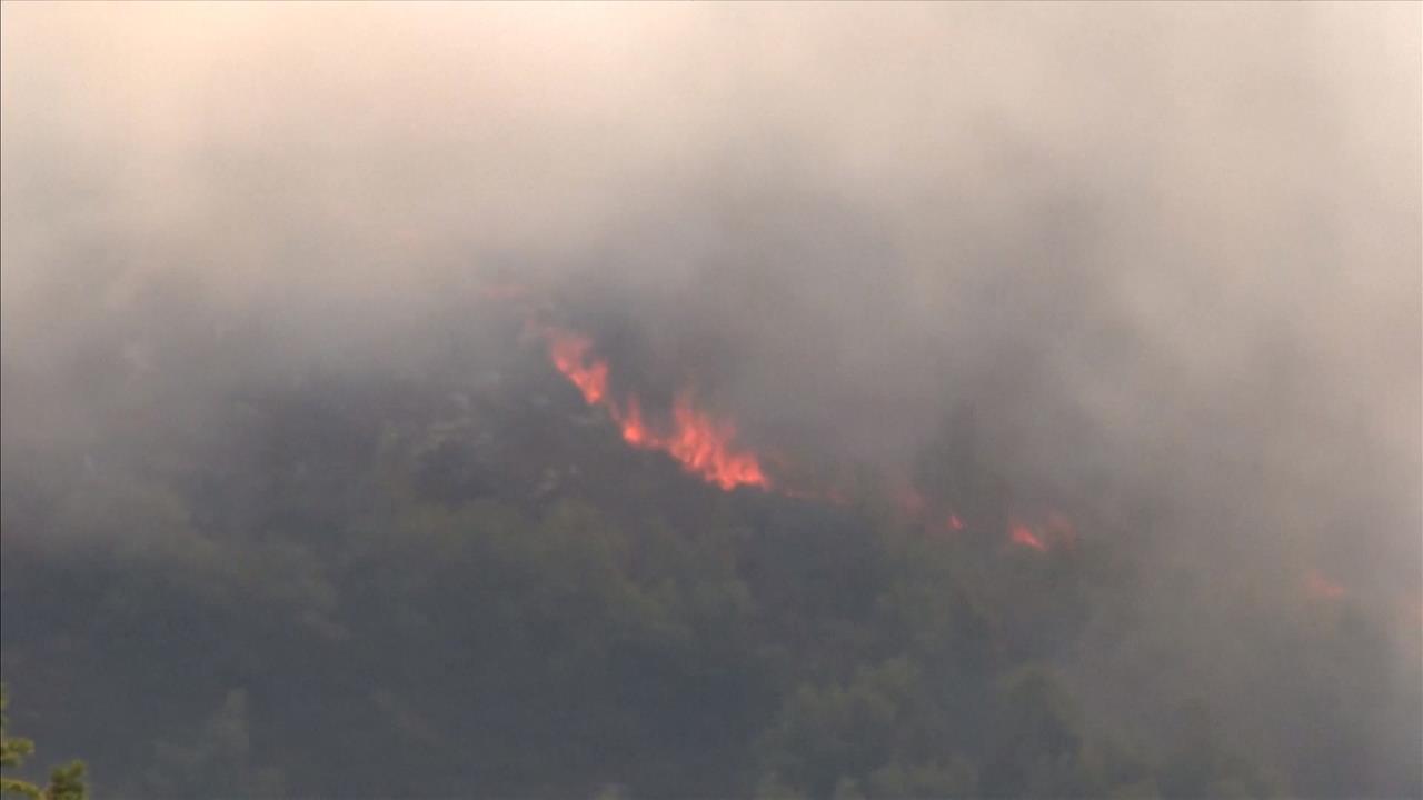 巴黎南部近郊爆發野火 火勢蔓延逾千公頃、撤離千人