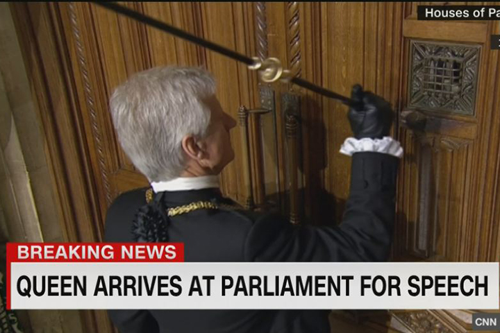 英女王主持國會開議儀式 宣讀施政綱領