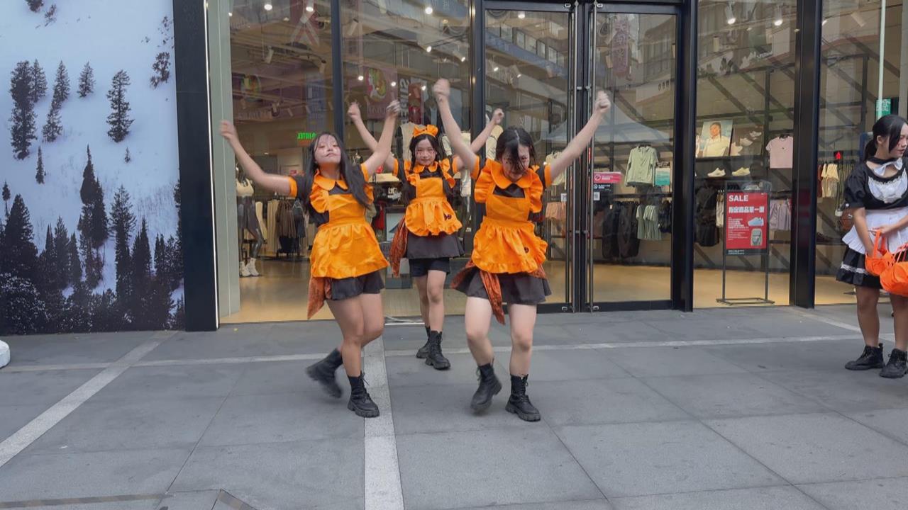 「桃園萬聖城」將登場 高校青年變裝快閃鬧商圈