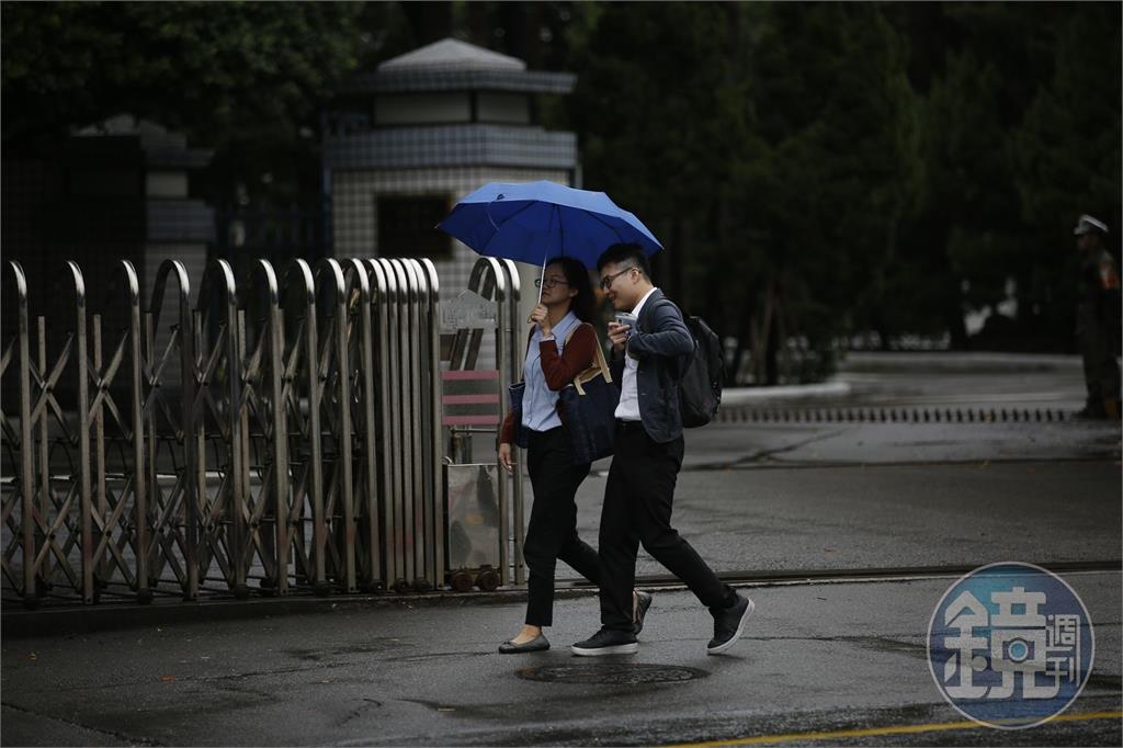今雨彈報到！北東局部降雨、南北溫差大　高山恐結霜