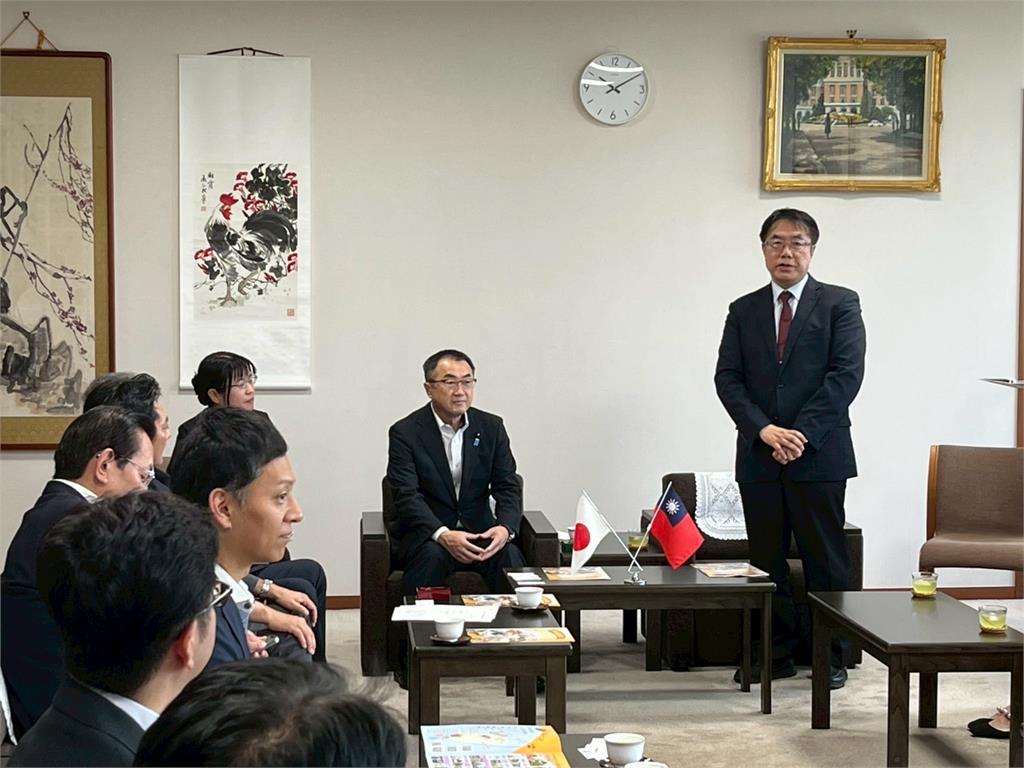 黃偉哲拜會日本宮城縣知事、議長  共盼教育交流傳承友誼
