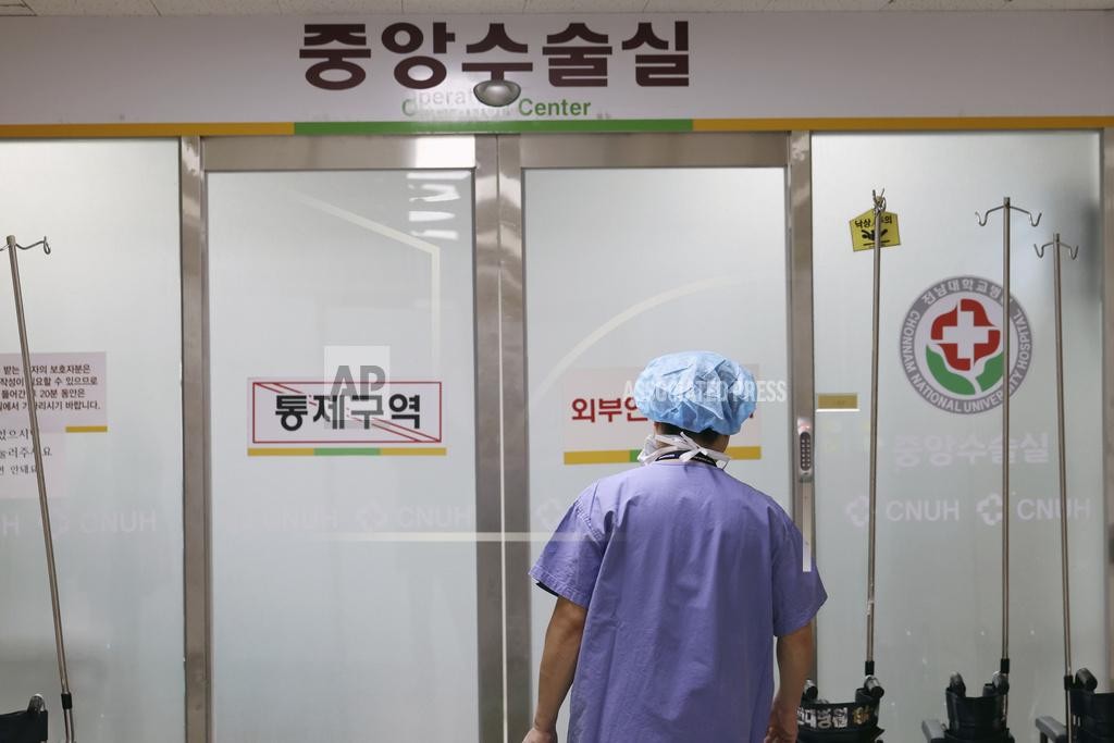 大罷工！南韓醫院人力荒　當局調動軍醫維持營運