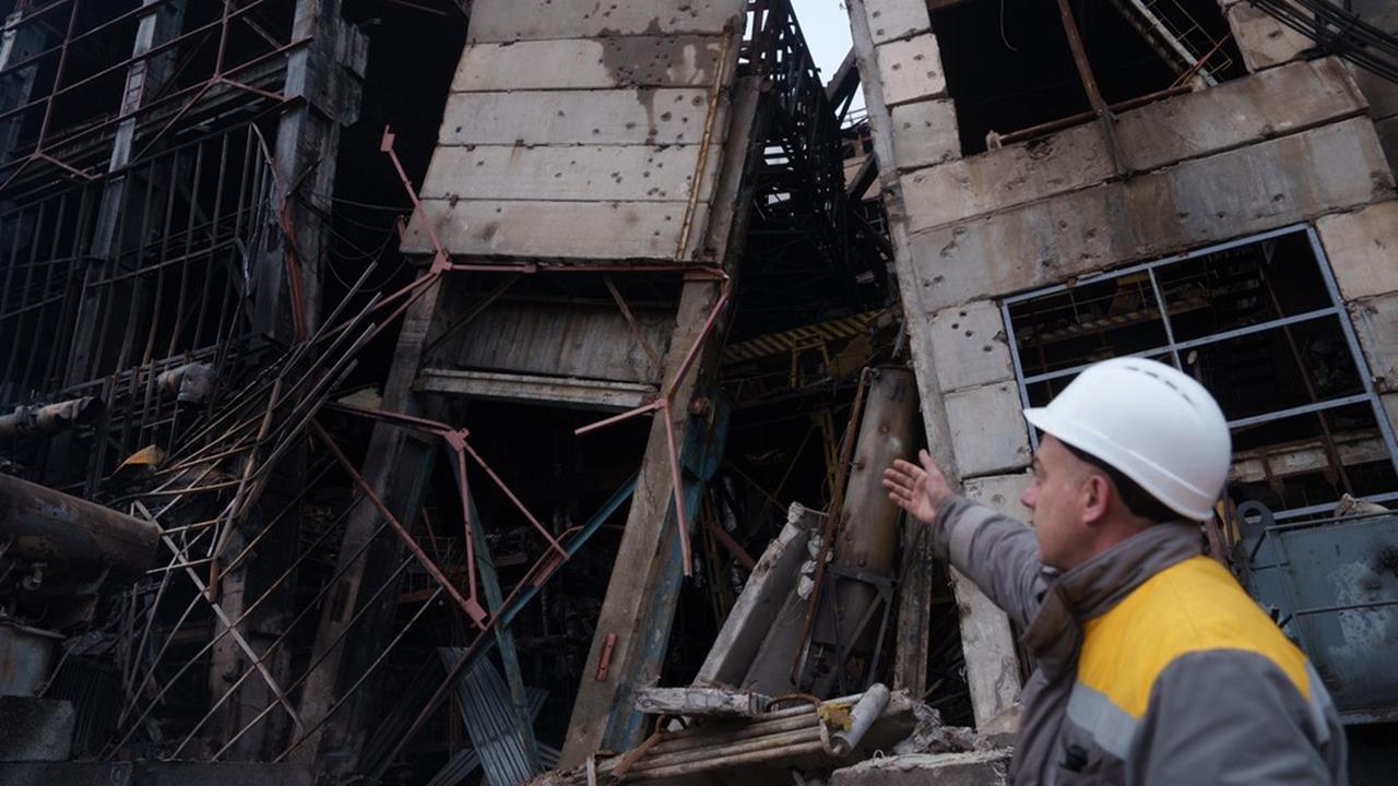 快新聞/沒法正常上班課!俄軍大舉攻擊烏克蘭能源設施 逾百萬戶無電可用