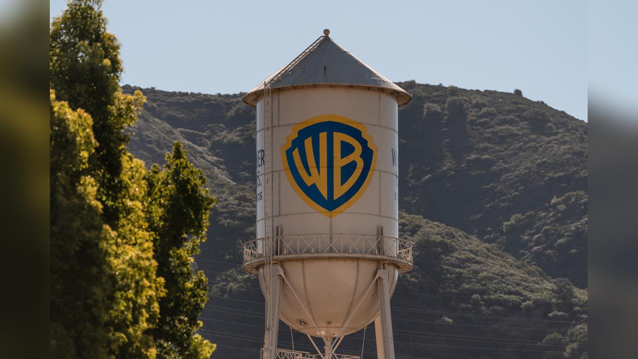 快新聞/下世紀新敘事生變?Netflix、派拉蒙搶奪華納兄弟 上演好萊塢三角戰