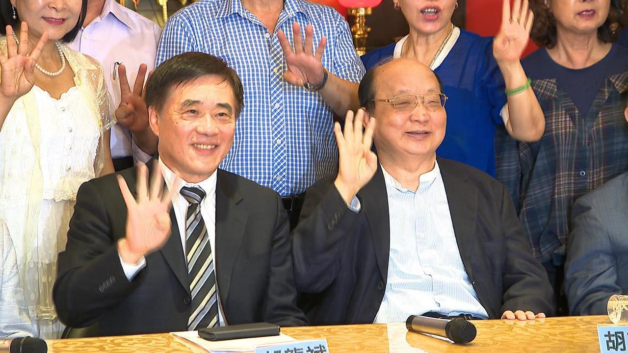 代購阿北猛掏大鈔「竟是胡志強」！退休77歲近況曝「喊挺郝龍斌」遭網開酸了