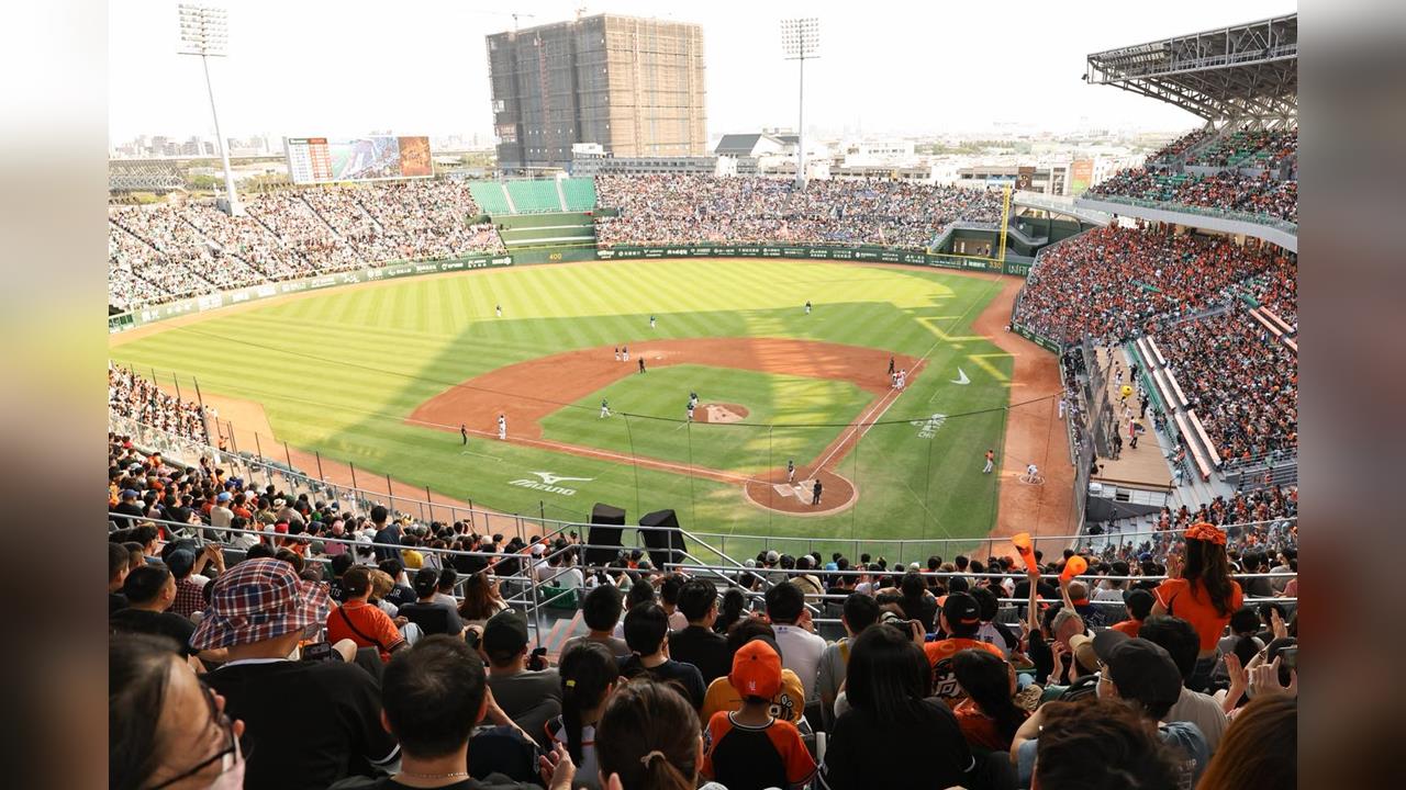 中職球員捲「桃色風暴」？林女遭爆「鎖定人夫球星」網曬神祕對話截圖