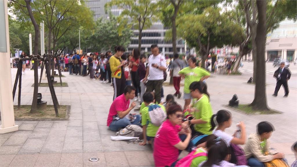 近萬爆滿觀眾湧進小巨蛋 台灣羽球風氣看漲
