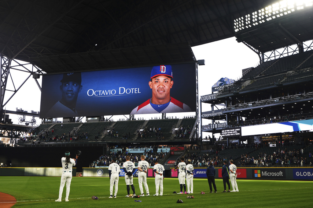 MLB(影)／前大聯盟投手Dotel屋頂坍塌意外喪生　重量級名人堂球星赴靈堂致哀