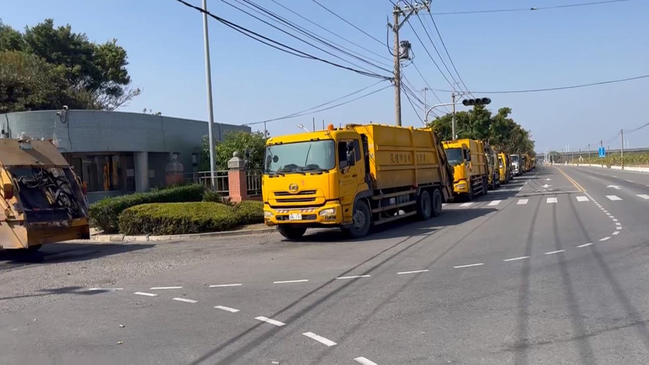 年節垃圾量大增+廚餘管制　彰化溪州「垃圾車」綿延2公里