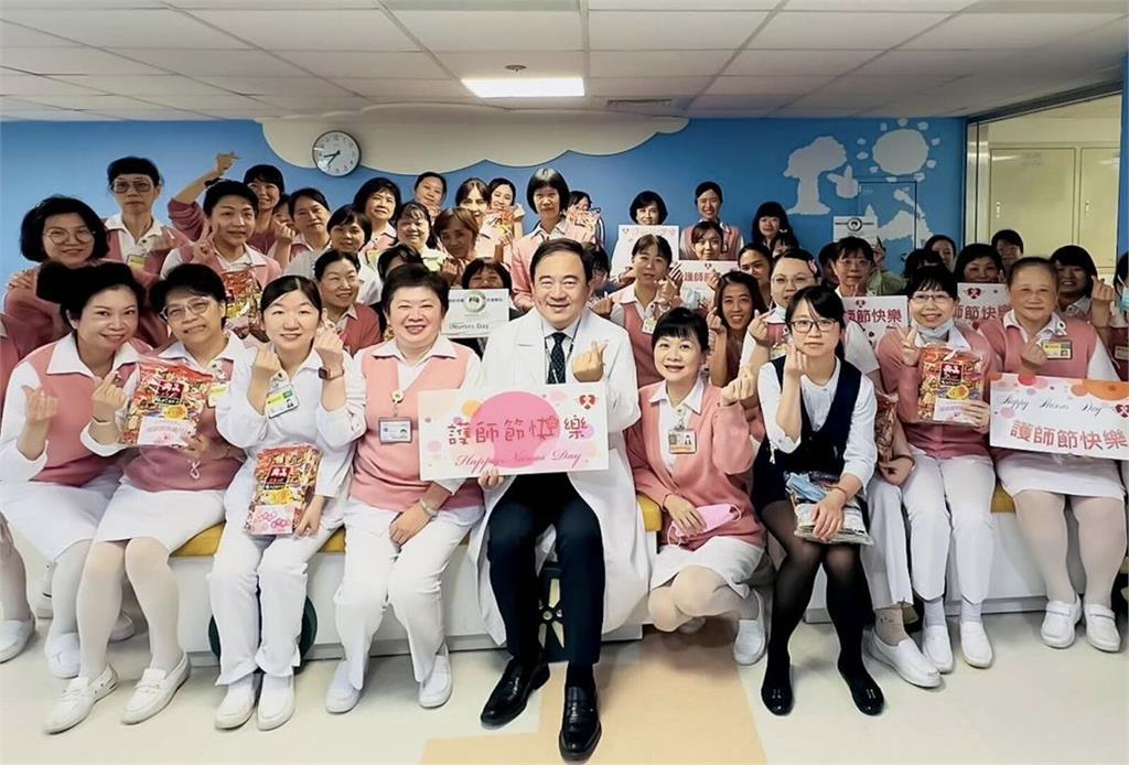 加薪還不夠！打造醫護友善職場   大醫院招待看棒球、員工餐只20元