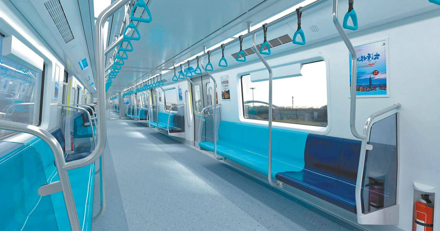 捷運到南港展覽館站「手機跳日本時區」　大批網友驚呼：有蟲洞