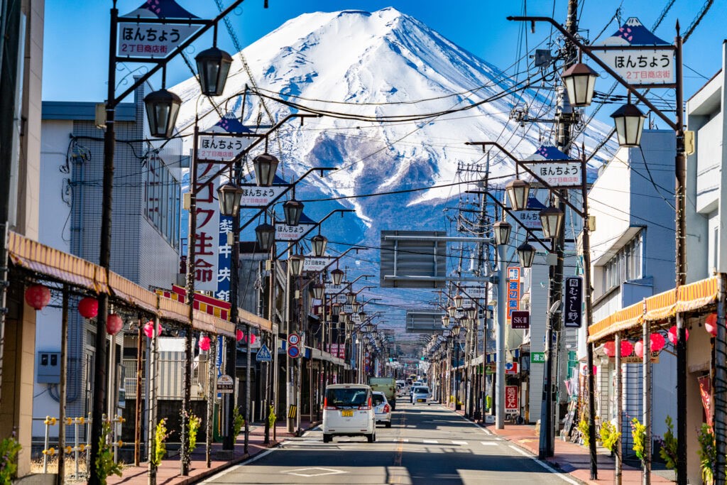 快新聞／日本「這條街」美景延伸至富士山　意外促進老街活化重生