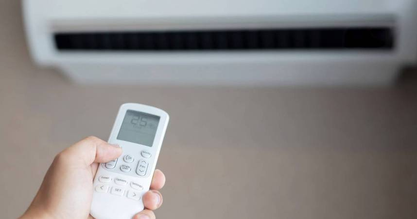 晚上睡覺不用再定時了！　台電：冷氣「開這模式」可省電12％