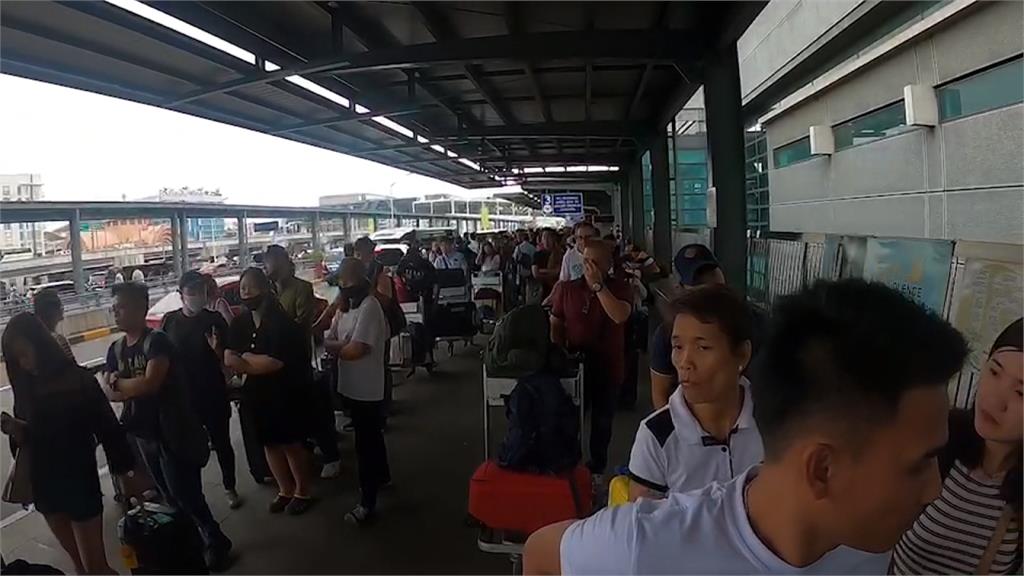 塔爾火山噴發 馬尼拉機場重開、機場擠滿人