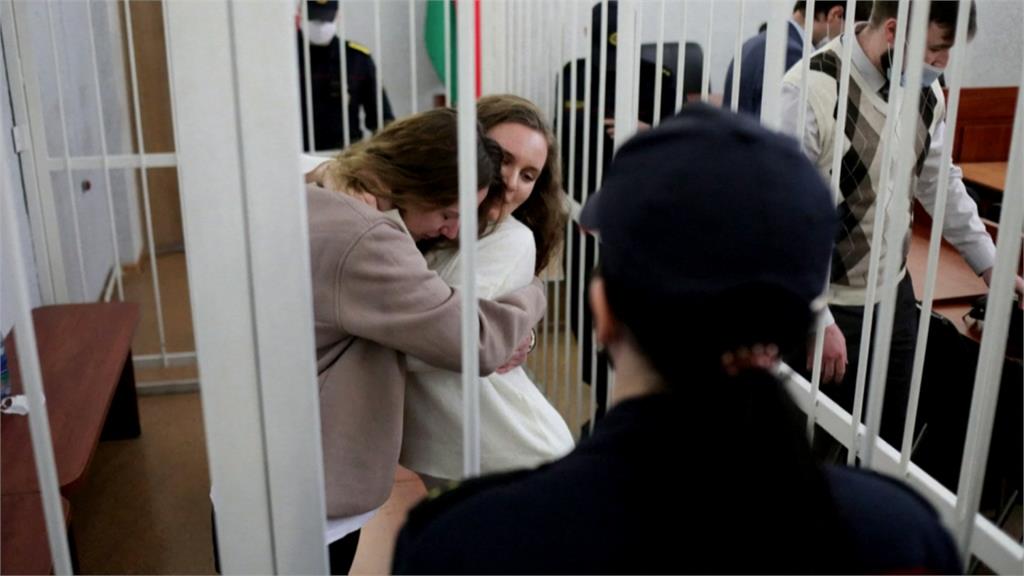2記者報導白俄羅斯示威抗議 判有罪處兩年刑