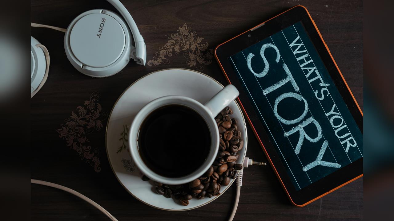 只喝咖啡跟茶不能補充水份？營養師「破解迷思」：連吃東西也是補水