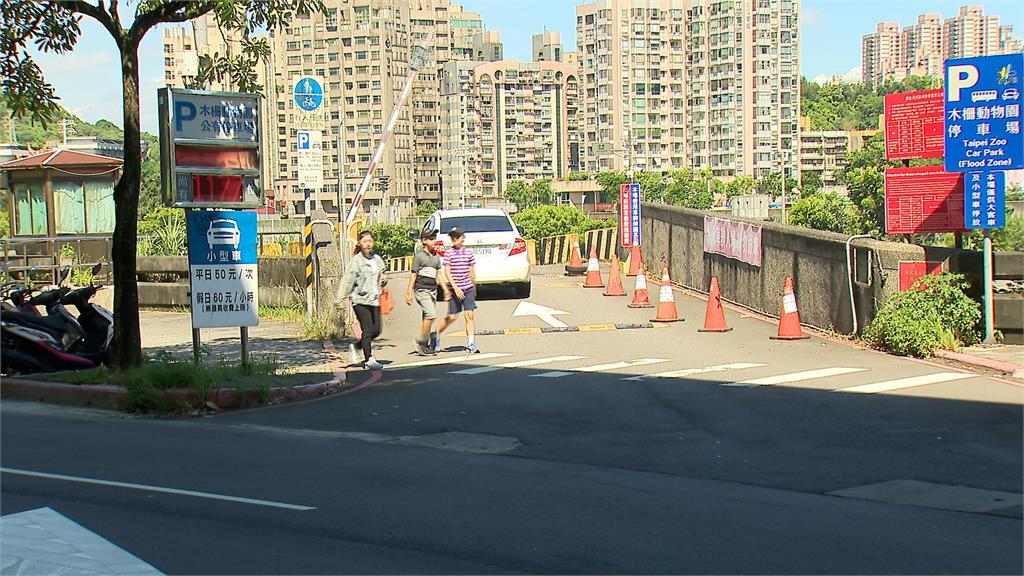 木柵動物園停車+開銷恐破千　議員籲周末停車費設上限、消費折抵