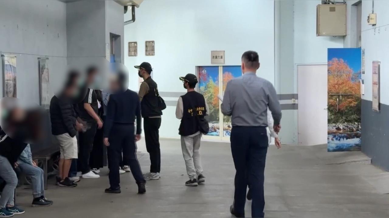 台中西區離奇雙屍命案! 情侶倒臥浴室臉朝下、頸部皆有刀傷