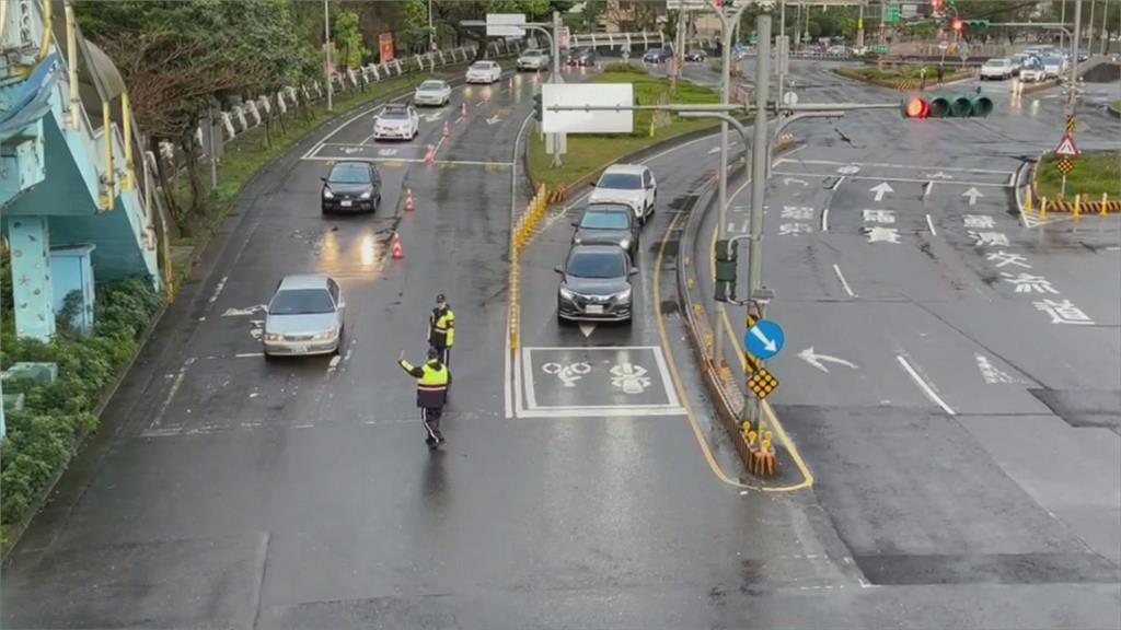 初一走春國道湧車潮！用路人注意「17地雷路段」