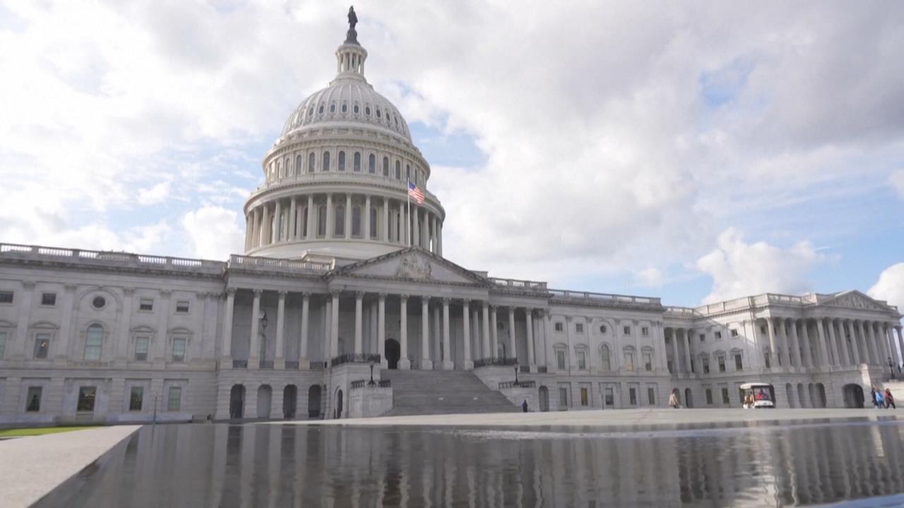 美國政府持續停擺 聯邦大裁員開始 約4200人收解雇通知