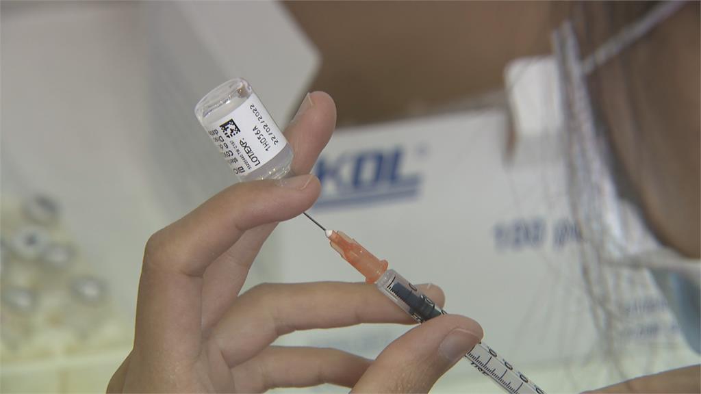 快新聞／新年尾牙、聚會「下週恐迎疫情高峰」　疾管署籲民眾儘快接種XBB疫苗