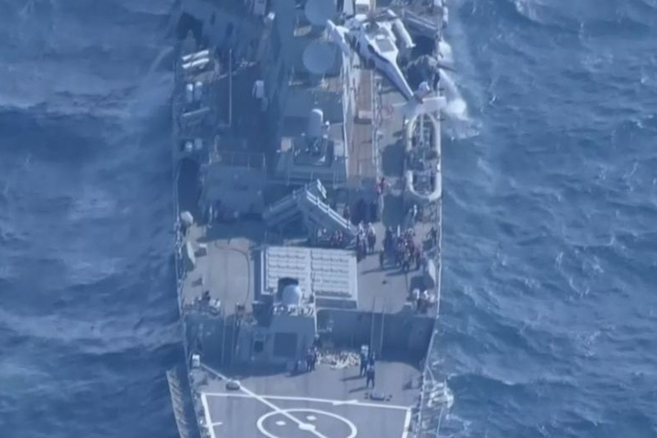 超驚險！美軍神盾驅逐艦與菲貨櫃輪相撞 
