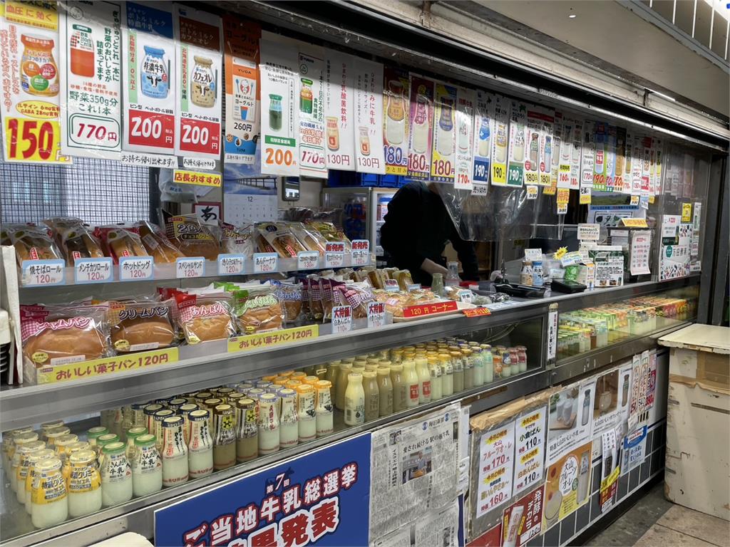 JR秋葉原車站牛奶小店　台灣客也超愛