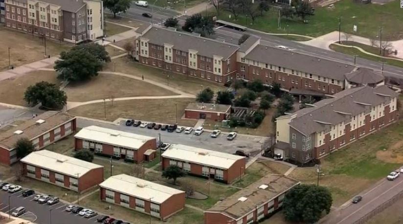 德州農工大學宿舍爆槍擊 2死1傷